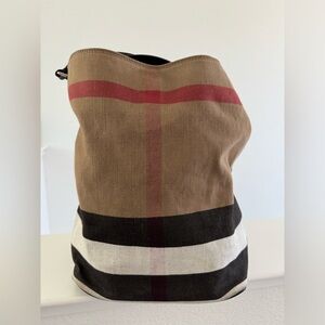 BURBERRY Susanna Bucket Bag